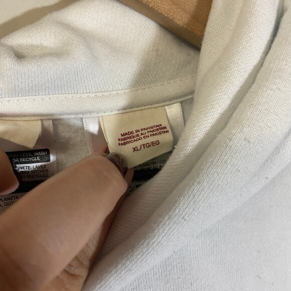 Levi's Graphic Cropped White Hoodie Sweatshirt Relaxed Fit Sz XL Poly-Cotton - Picture 9 of 14